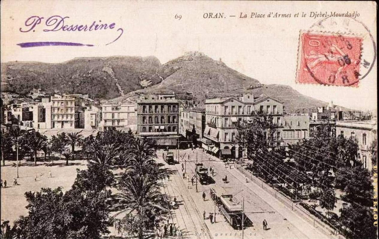 PLACE D ARMES 1906 SANS L OPERA.jpg